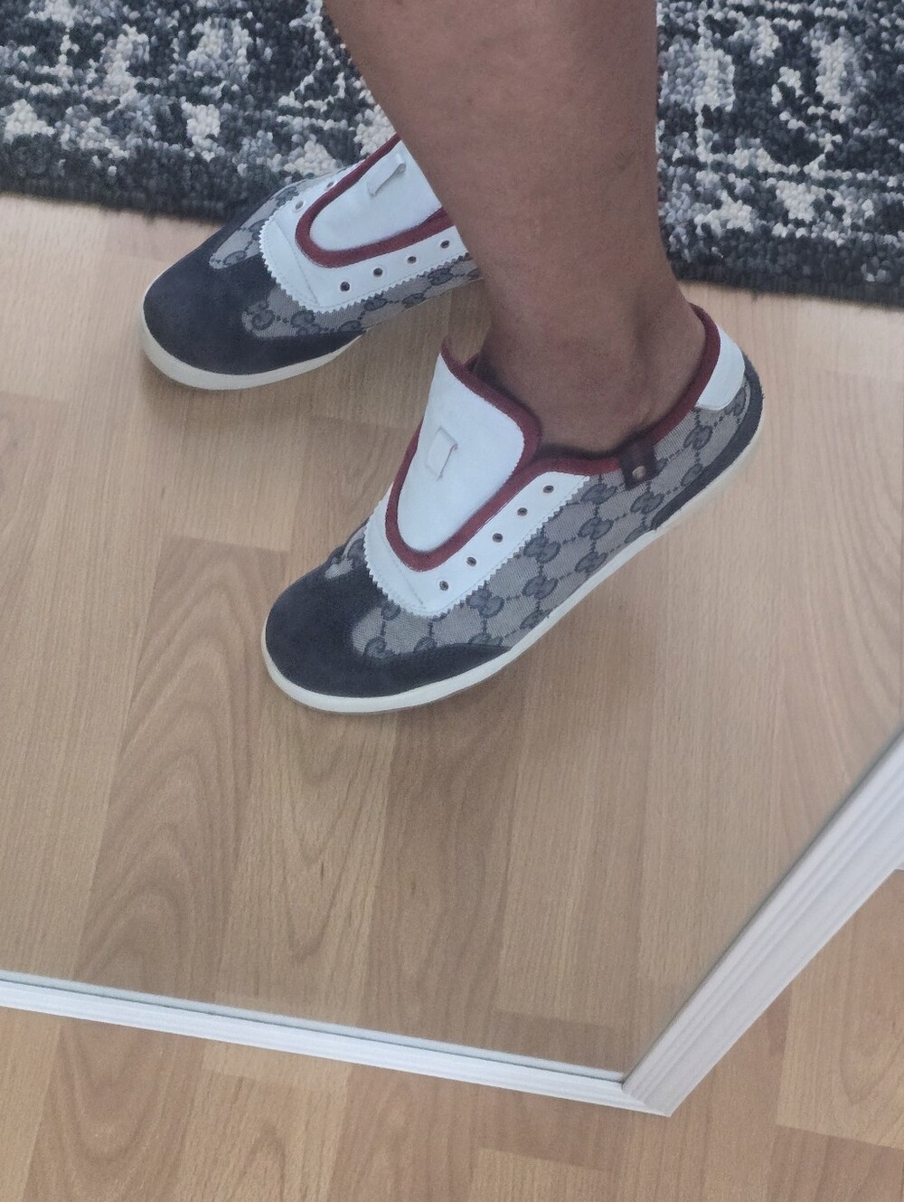 Gucci  Logo Slip-On Sneakers in Navy, White & Burgundy